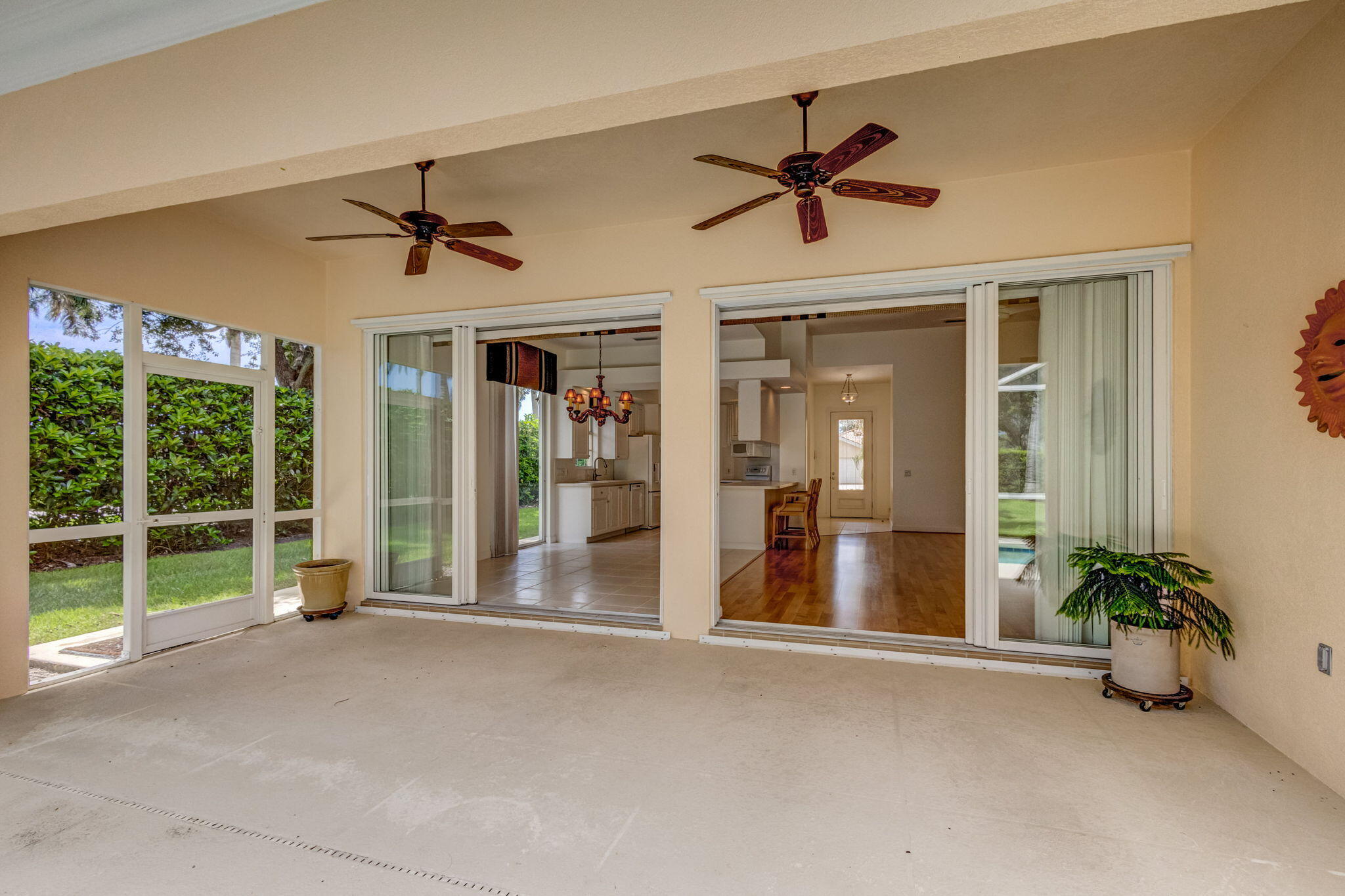 302 Aegean Road Palm Beach Gardens, FL 33410 - Photo 35 of 62 Covered Lanai