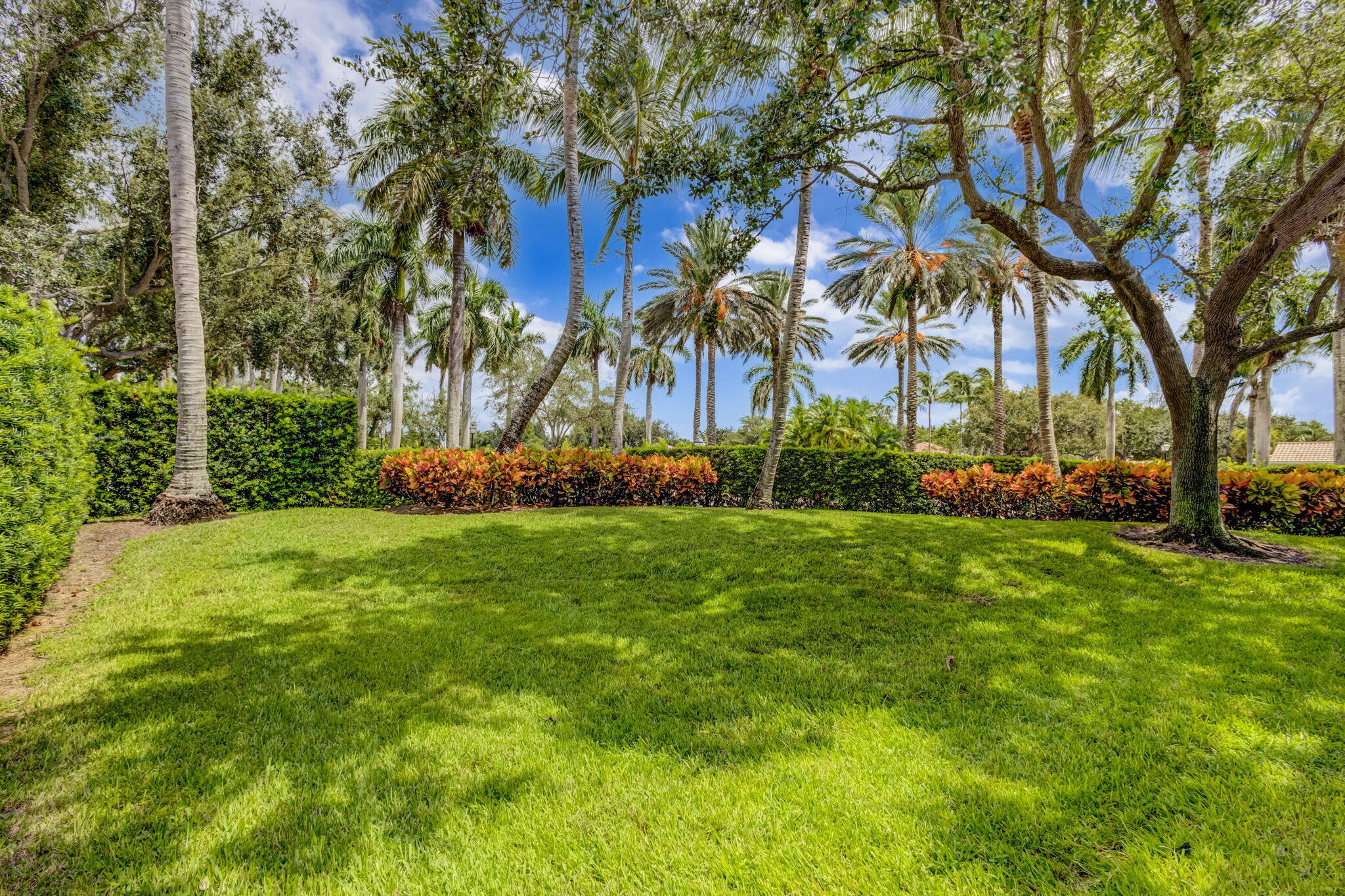 302 Aegean Road Palm Beach Gardens, FL 33410 - Photo 45 of 62 Private Backyard