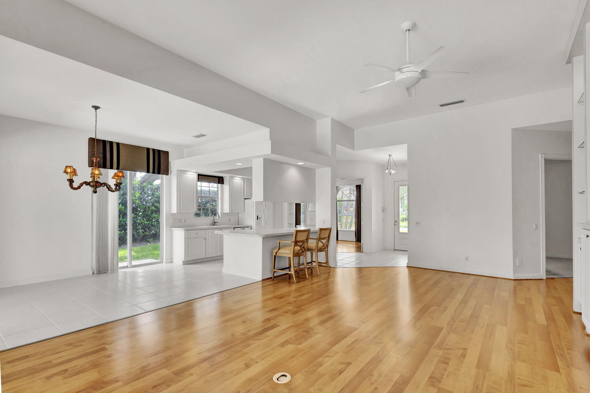 302 Aegean Road Palm Beach Gardens, FL 33410 - Photo 8 of 62 Great Room/Kitchen