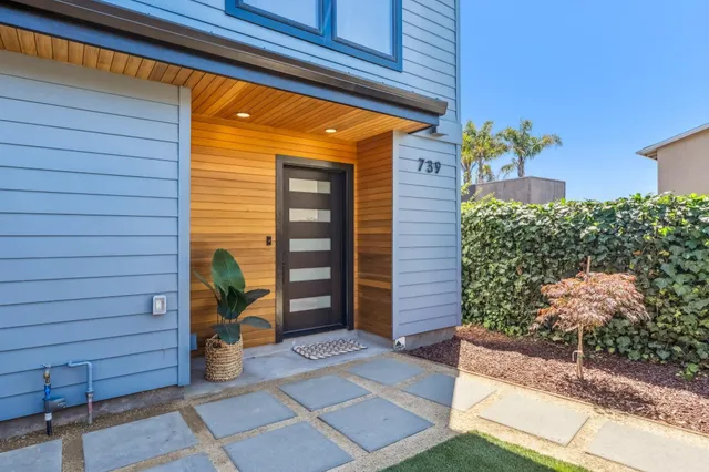 $1,795,000 | 737 61st Street, Oakland, CA 94609