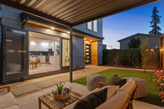 $1,795,000 | 737 61st Street, Oakland, CA 94609