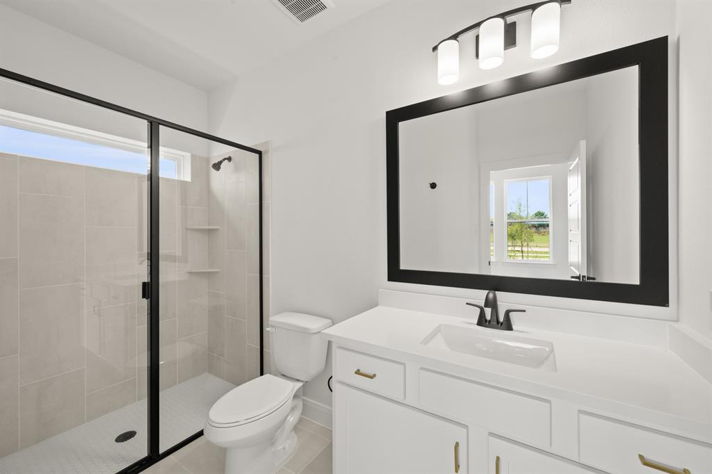 1023 Rylan Street Midlothian, TX 76065 - Photo 7 of 27 1023 Rylan- Bathroom-1