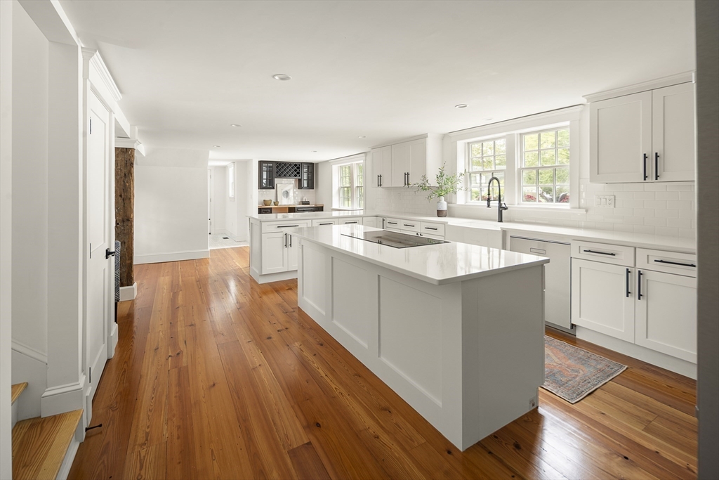 15 Christopher Lane Scituate, MA 02066 - Photo 6 of 30