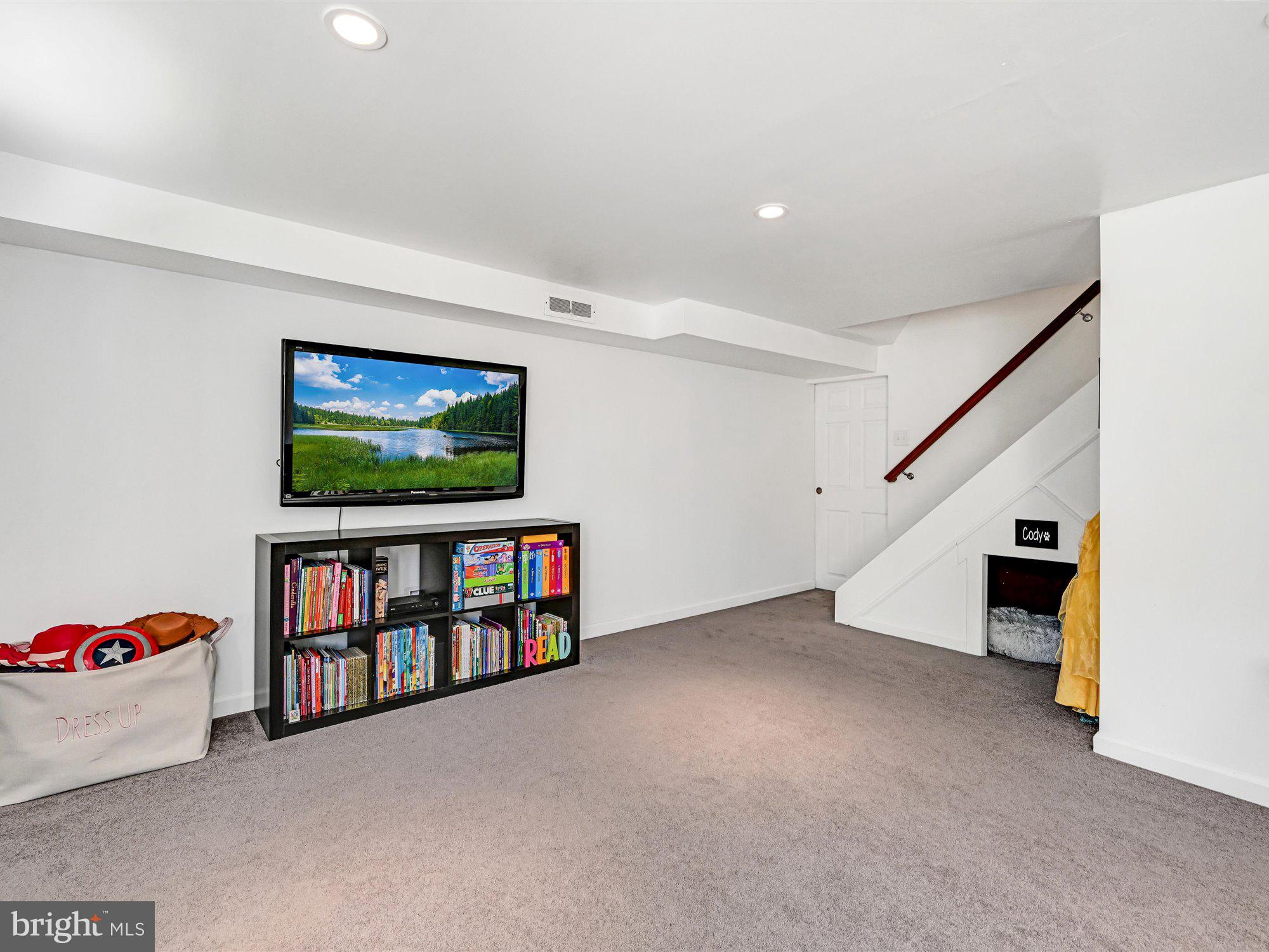 12642 Richton Road Philadelphia, PA 19154 - Photo 23 of 25 Finished Basement