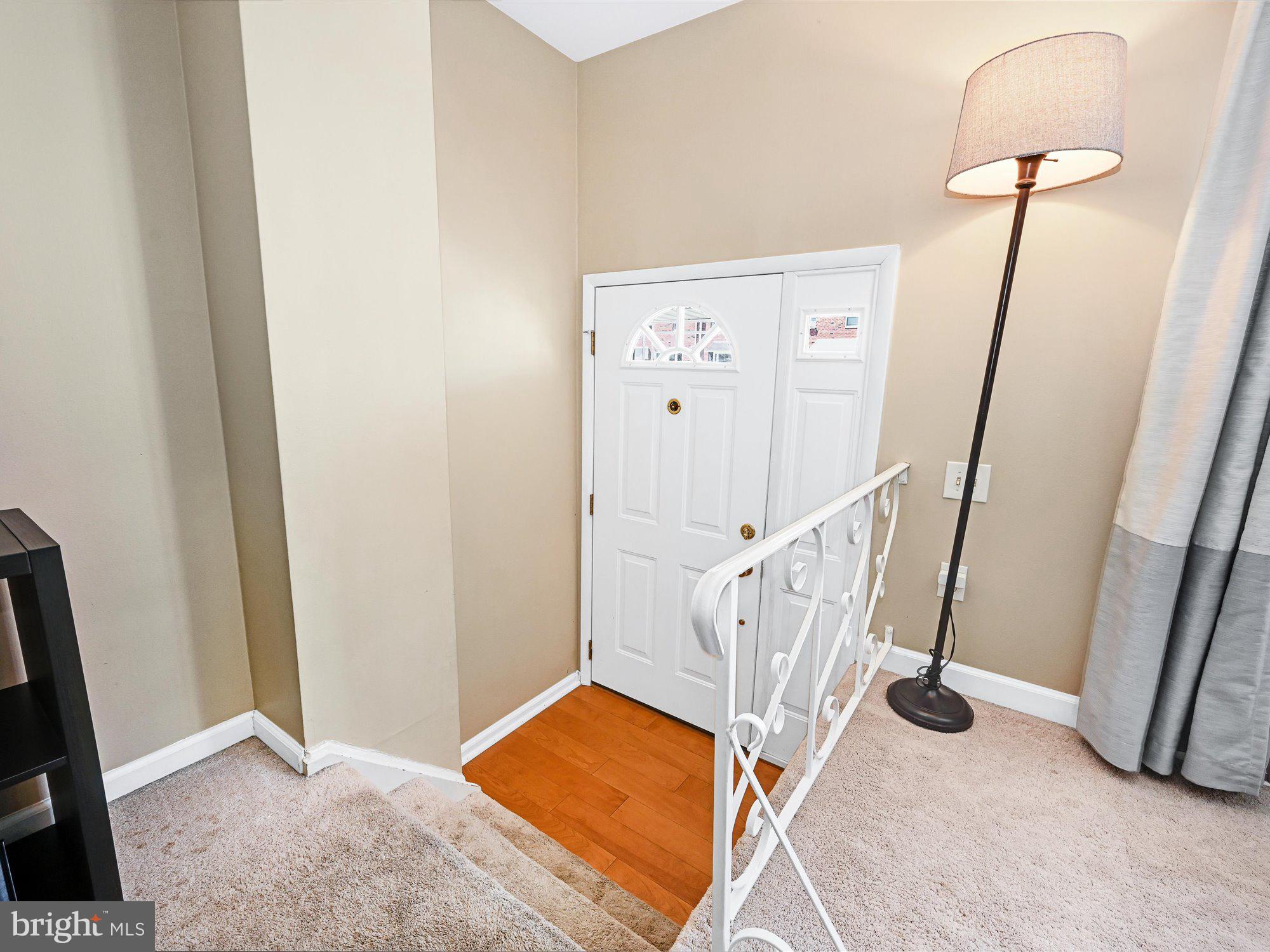 12642 Richton Road Philadelphia, PA 19154 - Photo 4 of 25 Foyer