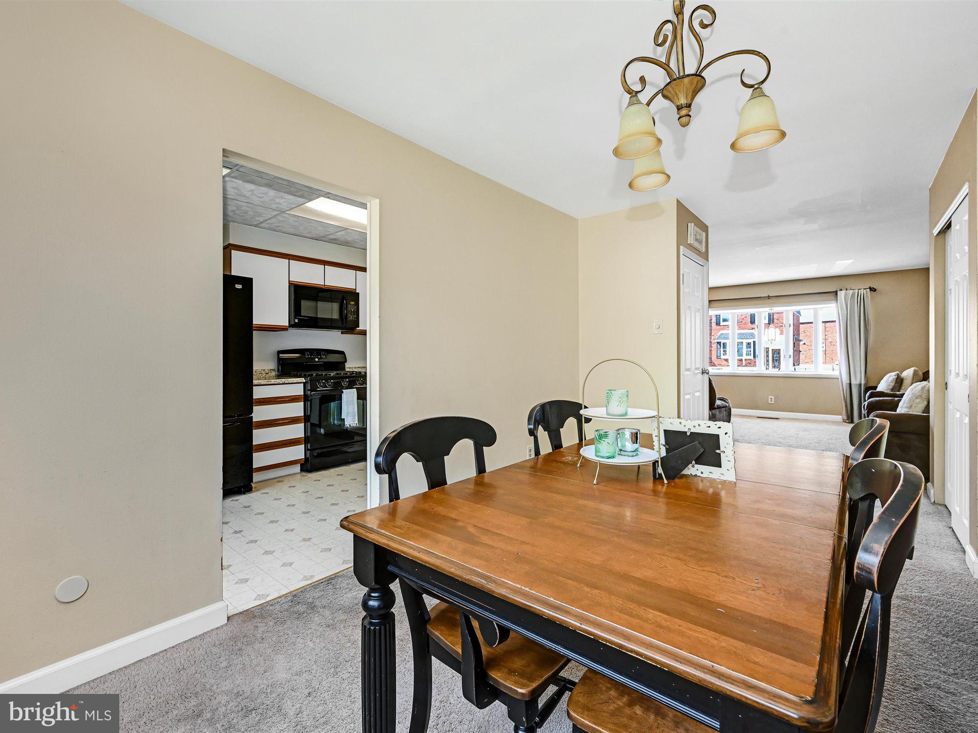 12642 Richton Road Philadelphia, PA 19154 - Photo 9 of 25 Dining Room off of the Kitchen