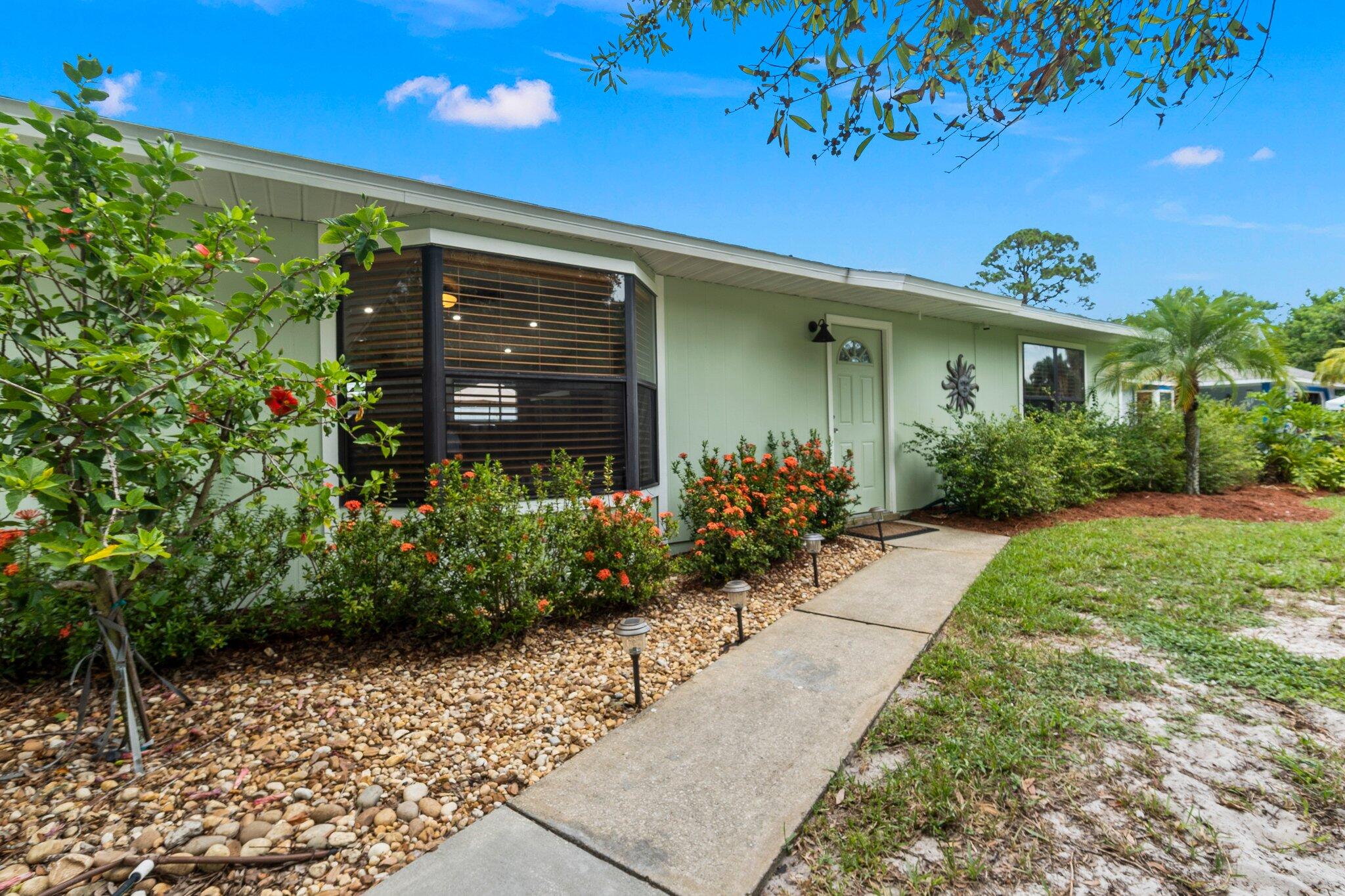 7908 Eden Road Fort Pierce, FL 34951 - Photo 3 of 37 3-web-or-mls-DSC01153