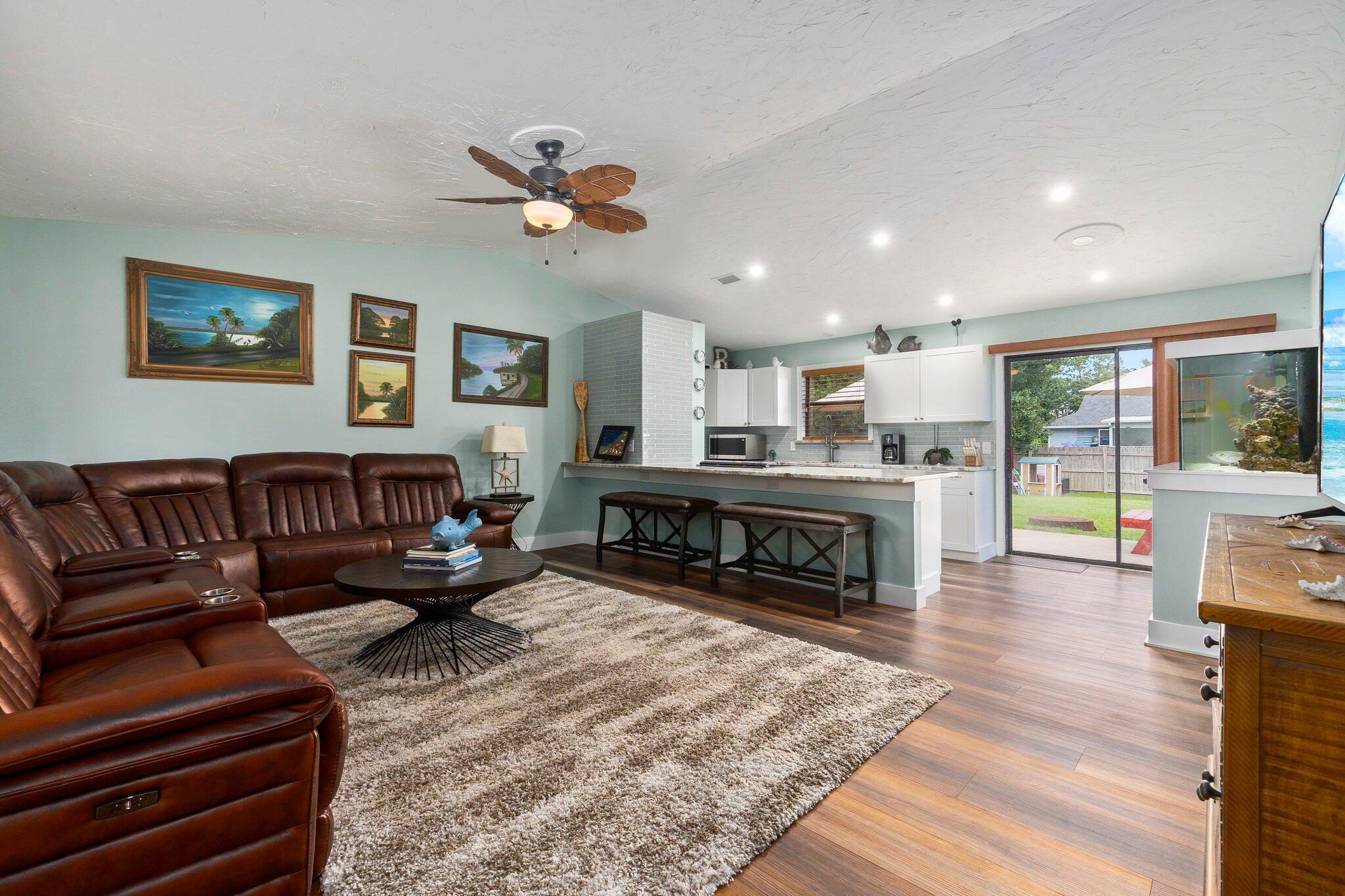 7908 Eden Road Fort Pierce, FL 34951 - Photo 5 of 37 4-web-or-mls-DSC00977