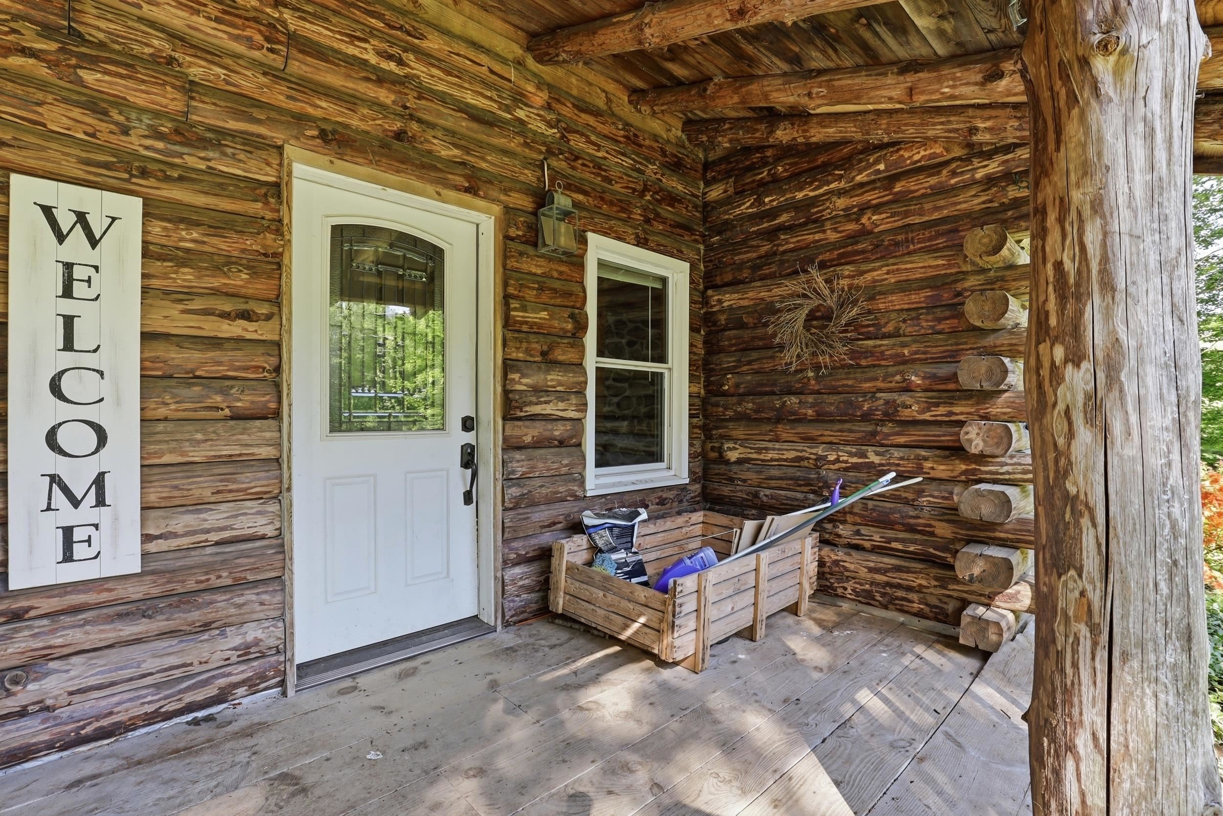 632 4th Range Road Pembroke, NH 03275 - Photo 4 of 26 Gallery Image 4