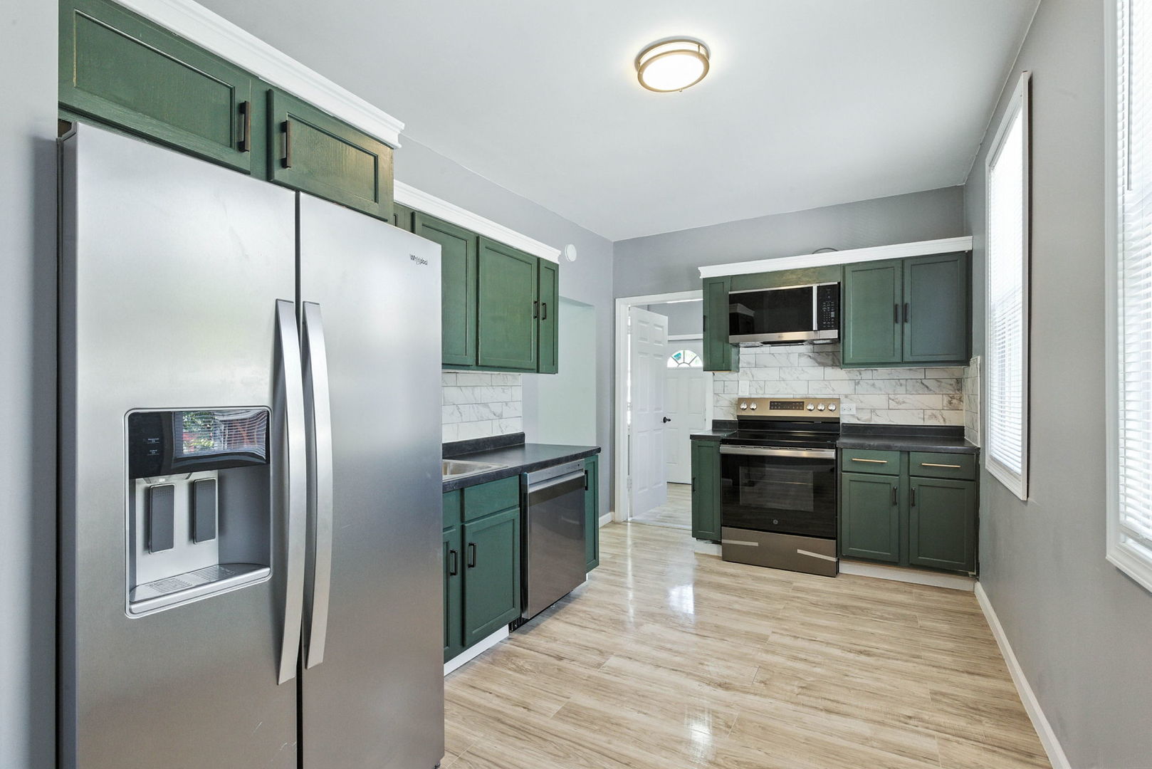838 East 90th Street Chicago, IL 60619 - Photo 14 of 31