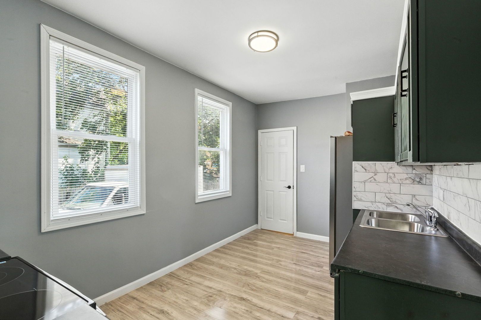 838 East 90th Street Chicago, IL 60619 - Photo 15 of 31