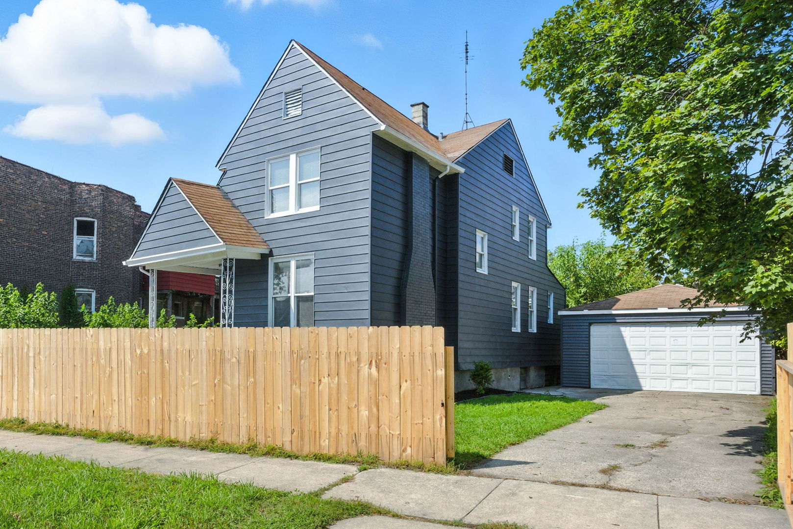 838 East 90th Street Chicago, IL 60619 - Photo 4 of 31