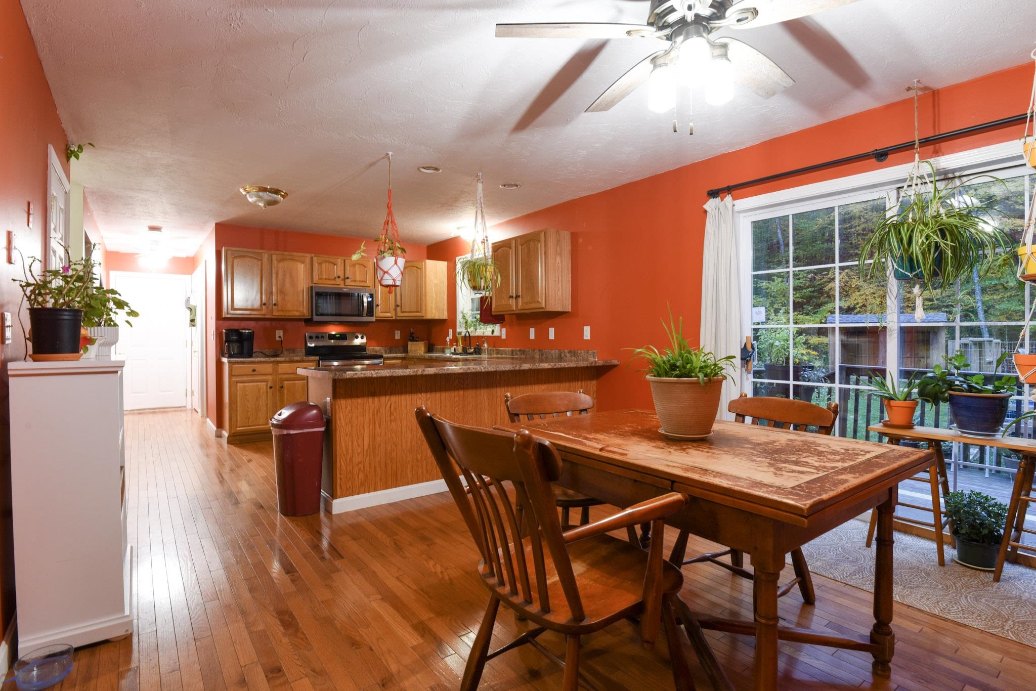 29 Colonial Way Stoddard, NH 03464 - Photo 8 of 30 Gallery Image 8