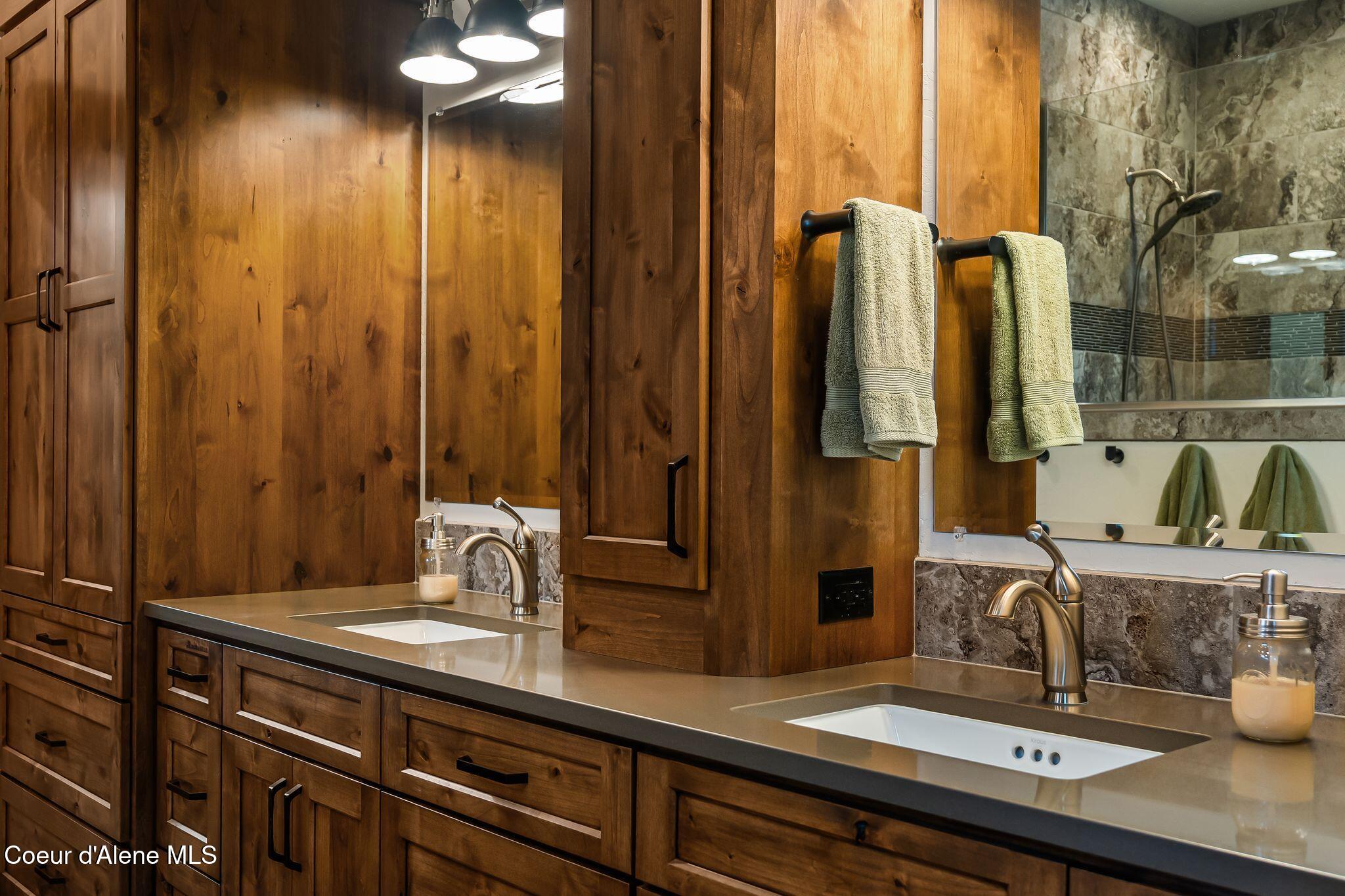 1569 Gooby Road Sandpoint, ID 83864 - Photo 29 of 51 30_A7402524