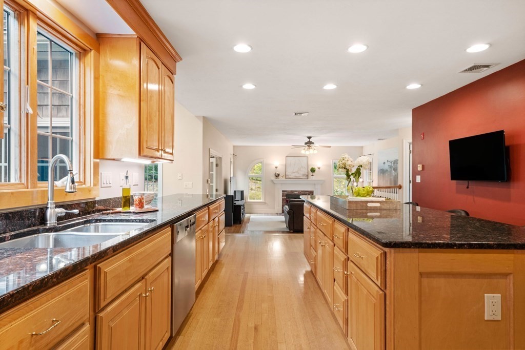 21 Guide Post Pth Path Marshfield, MA 02050 - Photo 7 of 34 a kitchen with counter top space a sink and appliances