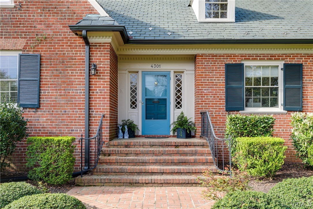 4301 Dover Road Richmond, VA 23221 - Photo 3 of 37 Gallery Image 3