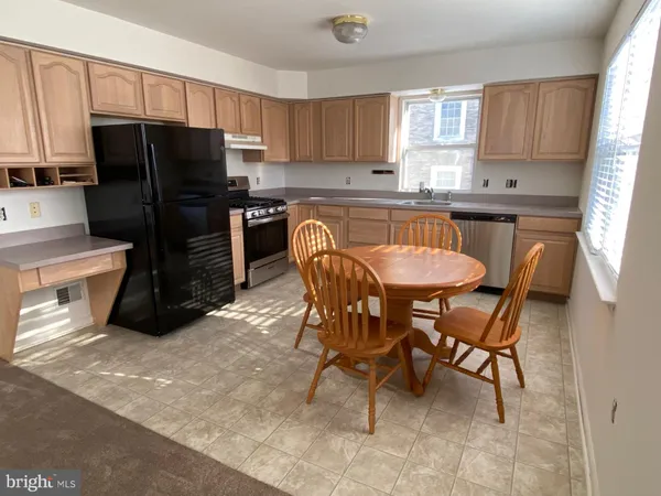 $1,785 | 2825 Mt Carmel Avenue, Unit B, Glenside, PA 19038