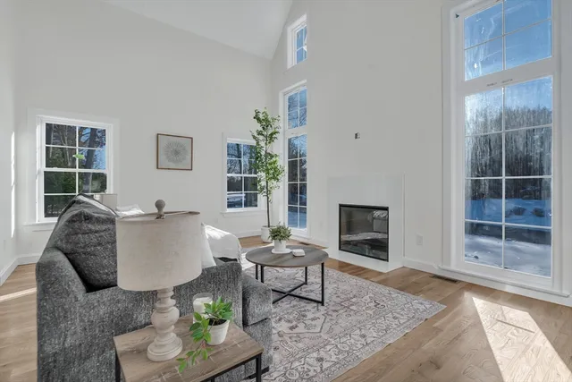 $1,100,000 | 25 Columbine Road, Rehoboth, MA 02769
