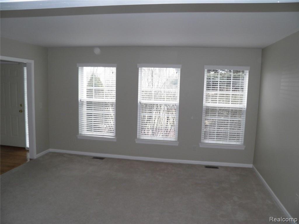 407 Springfield Drive Canton, MI 48188 - Photo 16 of 30