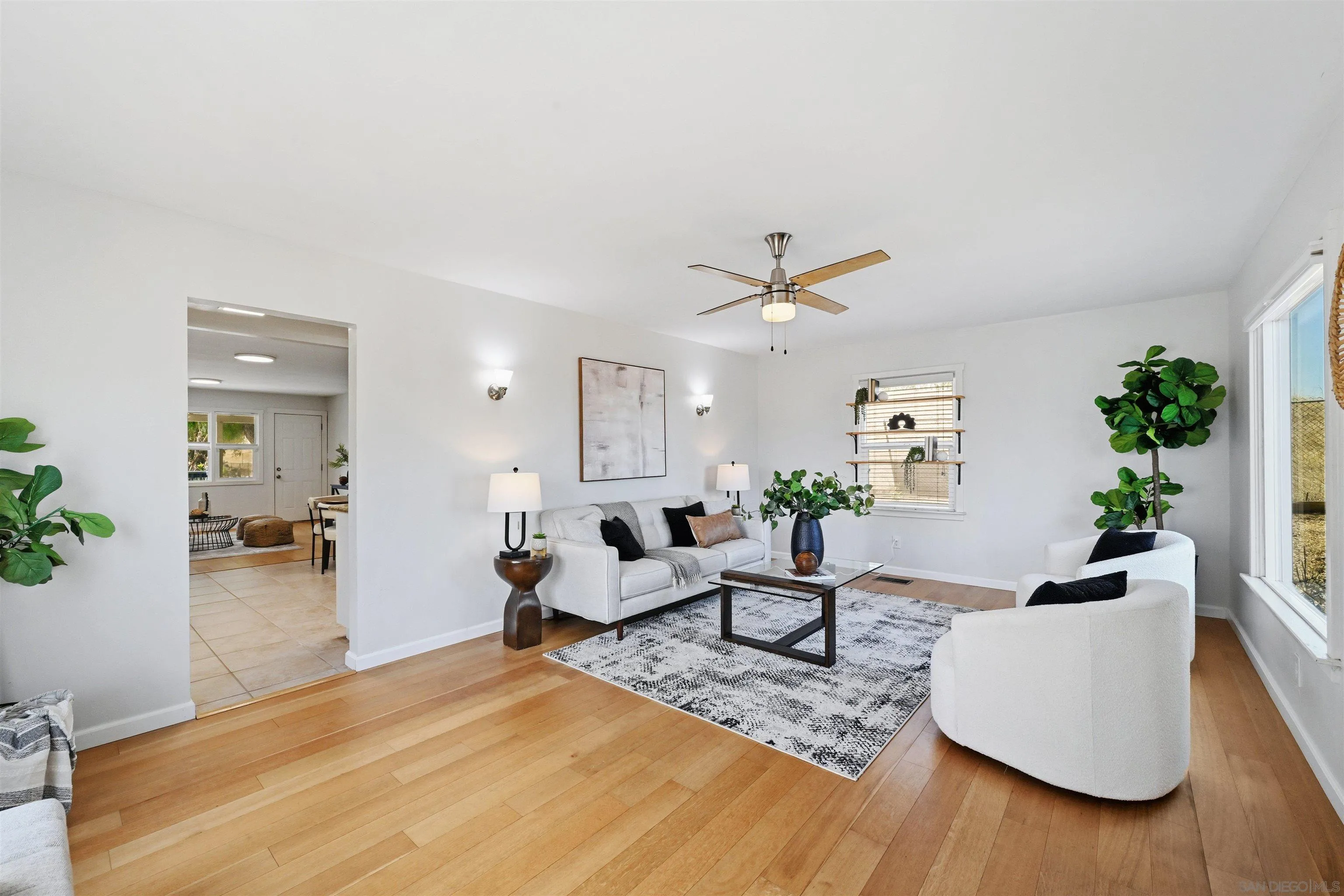 285 Ritchey Street San Diego, CA 92114 - Photo 7 of 34