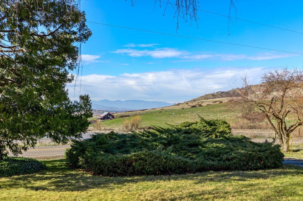 2100 North Valley View Road Ashland, OR 97520 - Photo 31 of 31 Additional Photo