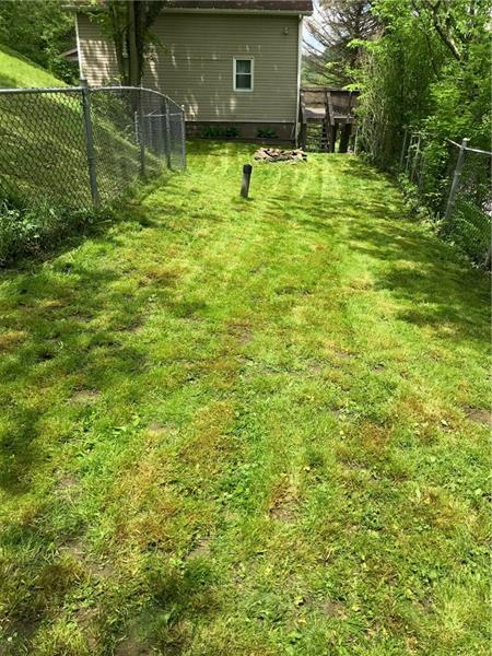 1441 Hulton Road Verona, PA 15147 - Photo 5 of 17 Gallery Image 5