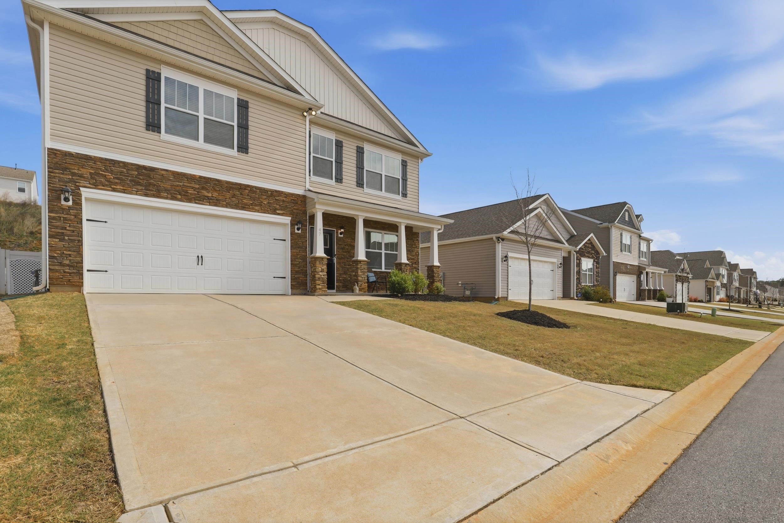 47 Oak Edge Lane Greer, SC 29651 - Photo 4 of 50
