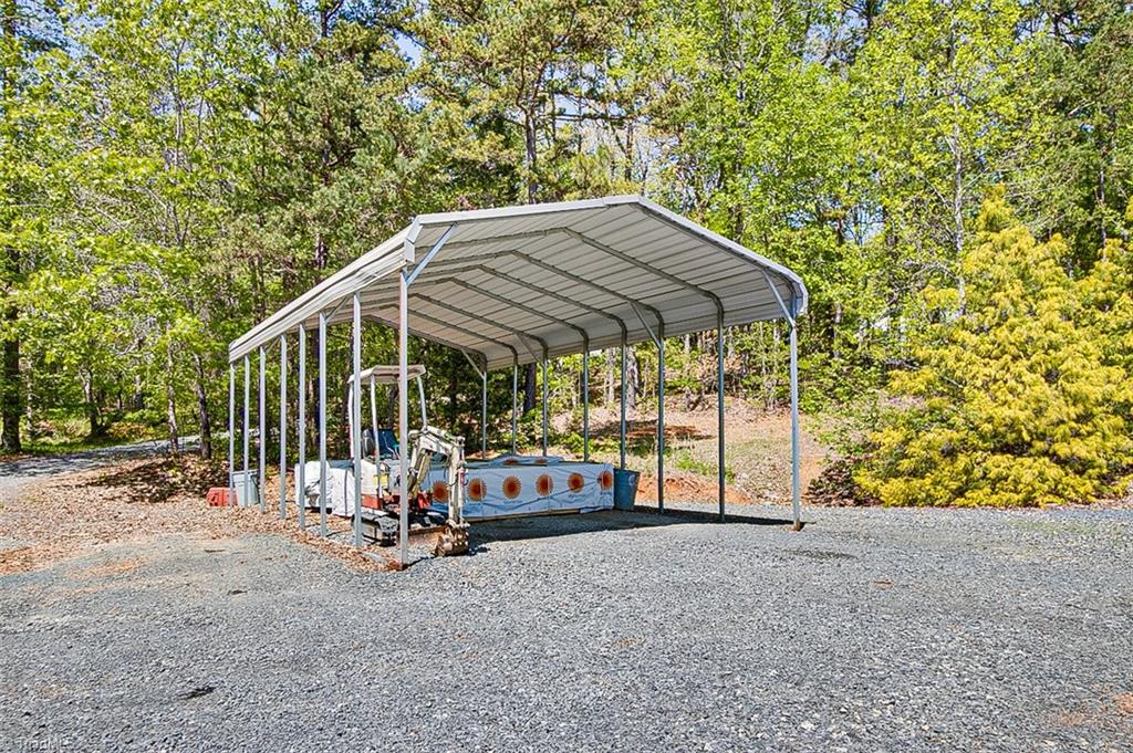 2918 Ross Wood Road Denton, NC 27239 - Photo 44 of 50 Carport