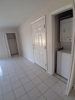 $189,900 | 266 12th Street, Unit 3B, Wheeling, IL 60090