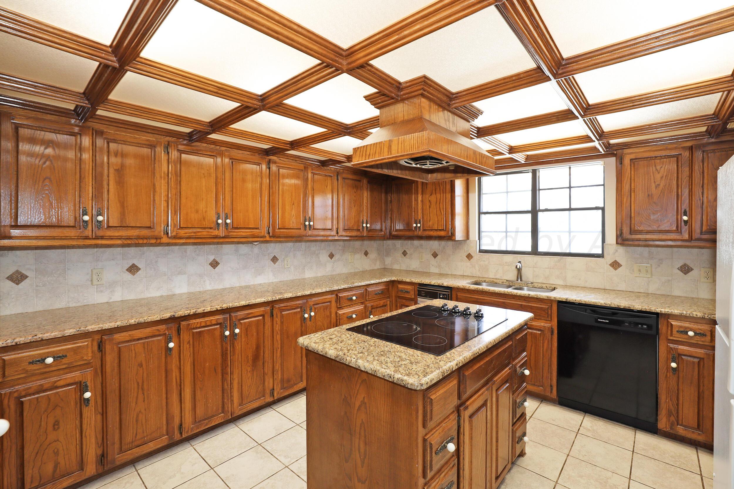 21 Edgewood Lane Canyon, TX 79015 - Photo 12 of 38 Kitchen
