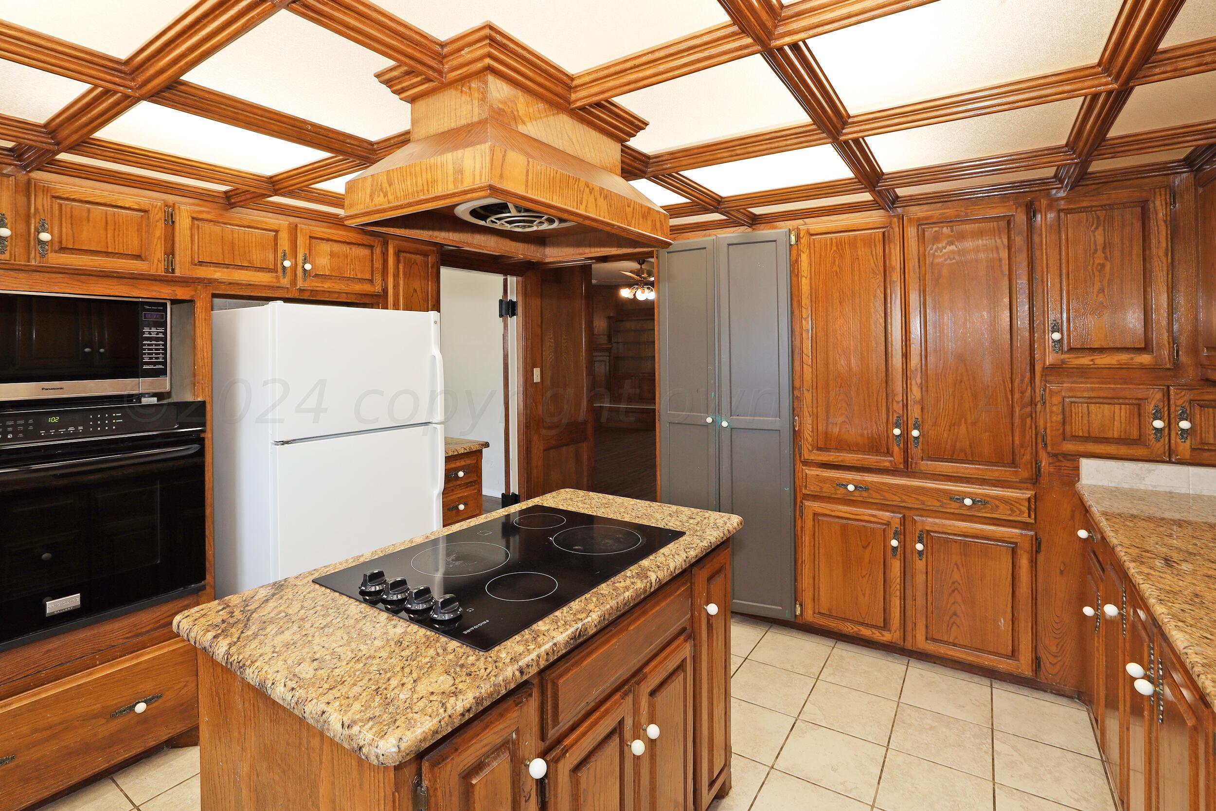 21 Edgewood Lane Canyon, TX 79015 - Photo 13 of 38 Kitchen2