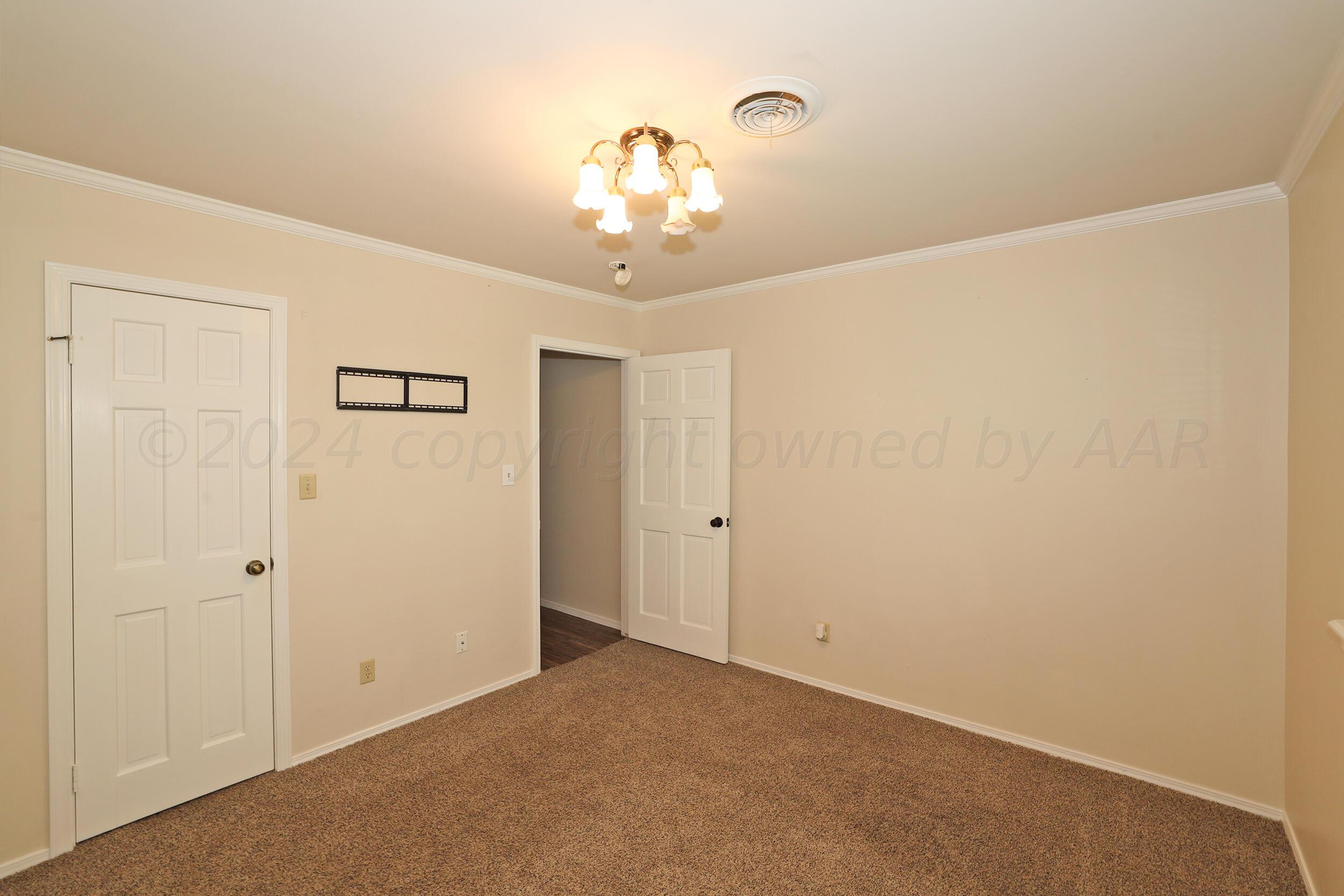 21 Edgewood Lane Canyon, TX 79015 - Photo 17 of 38 2nd Bedroom2