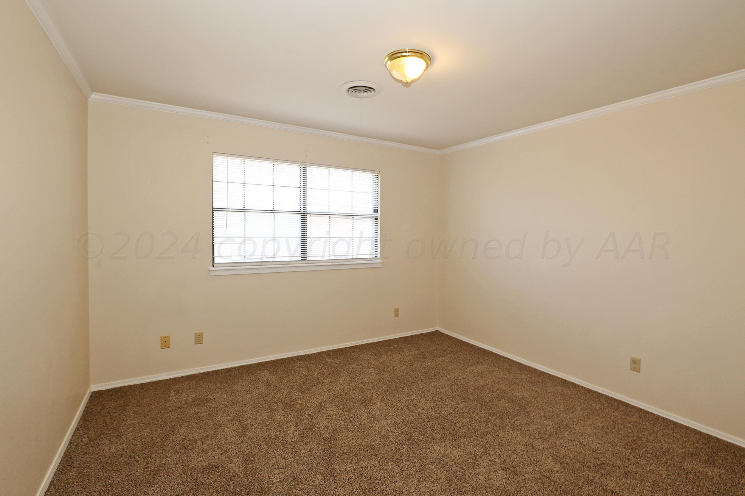 21 Edgewood Lane Canyon, TX 79015 - Photo 18 of 38 3rd Bedroom