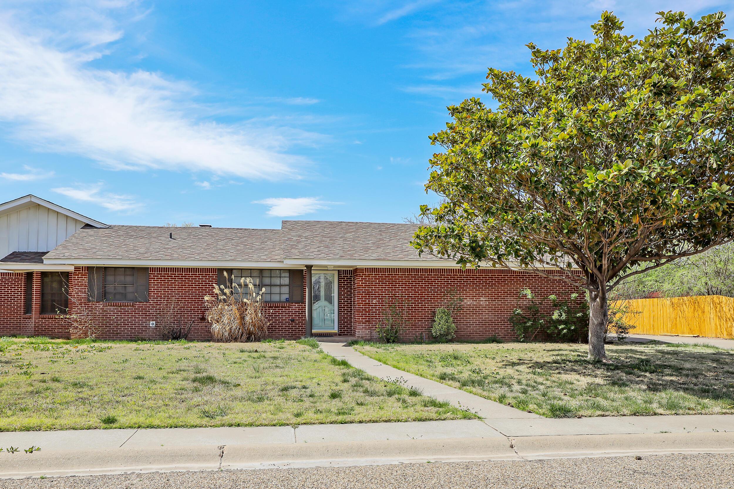 21 Edgewood Lane Canyon, TX 79015 - Photo 2 of 38 Side Entry to Office