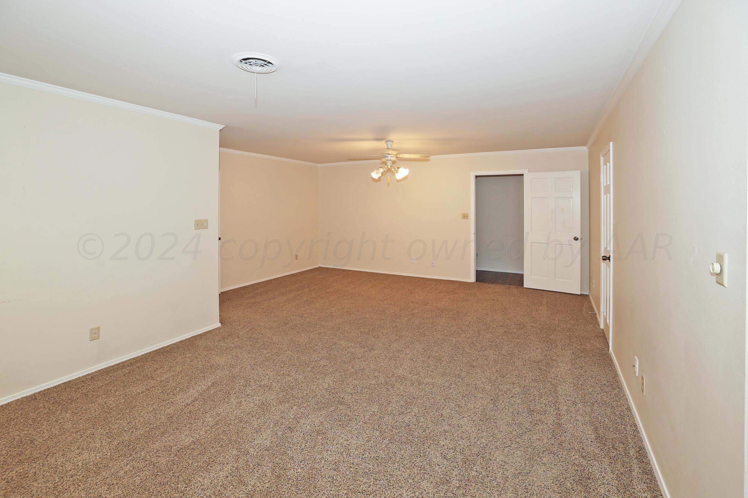 21 Edgewood Lane Canyon, TX 79015 - Photo 29 of 38 Master Bedroom3