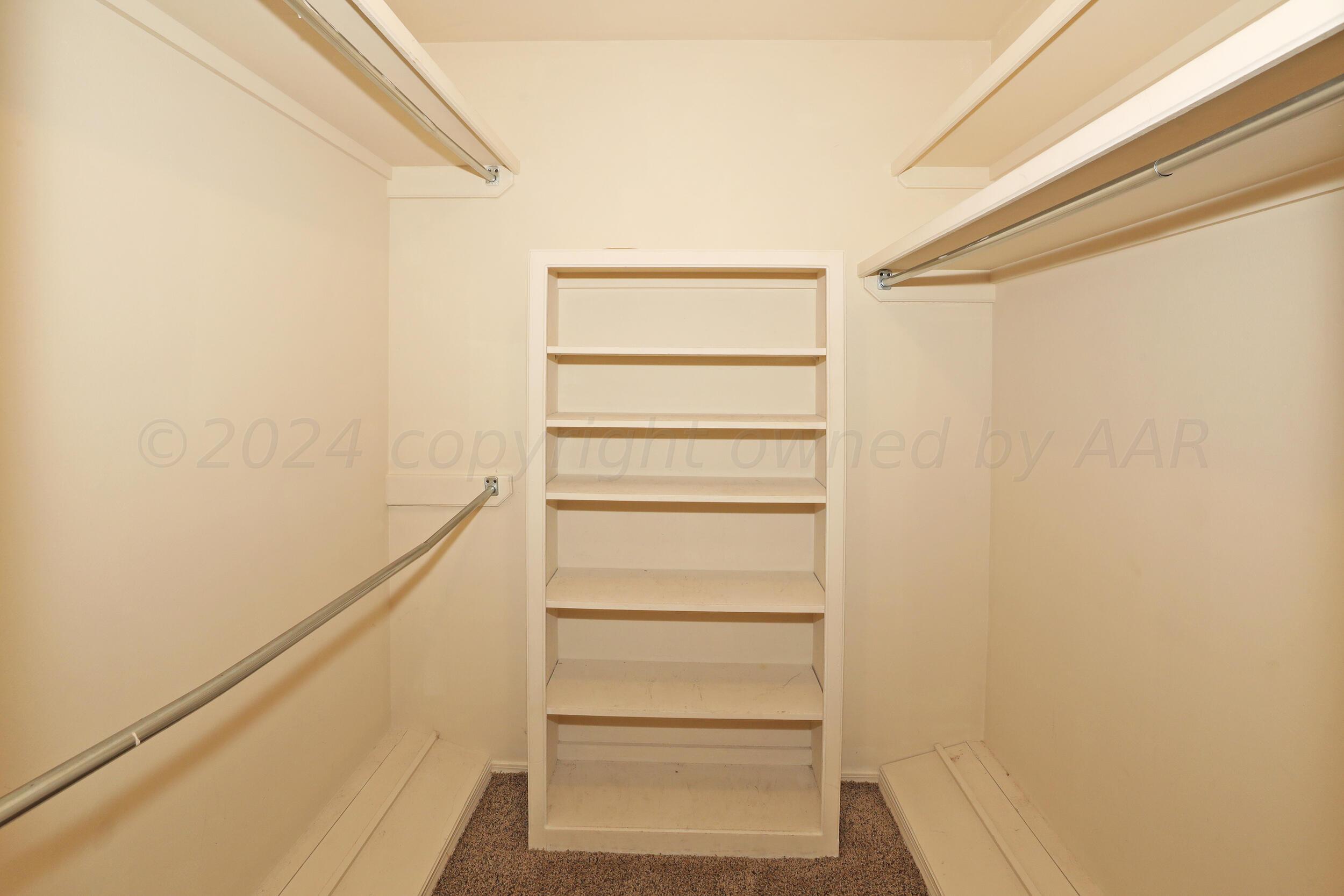 21 Edgewood Lane Canyon, TX 79015 - Photo 30 of 38 Master Closet