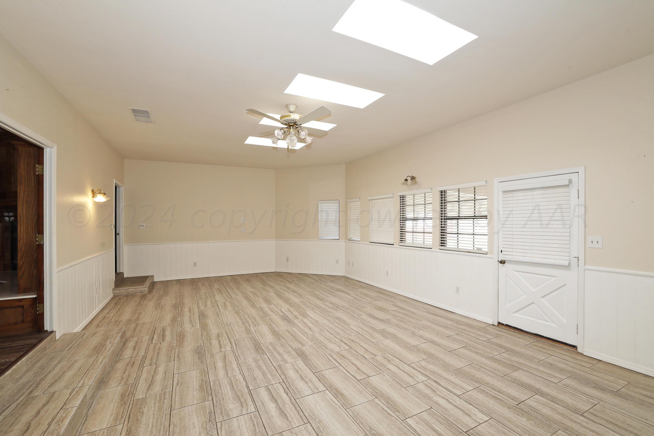 21 Edgewood Lane Canyon, TX 79015 - Photo 31 of 38 Sunroom or Game Room2