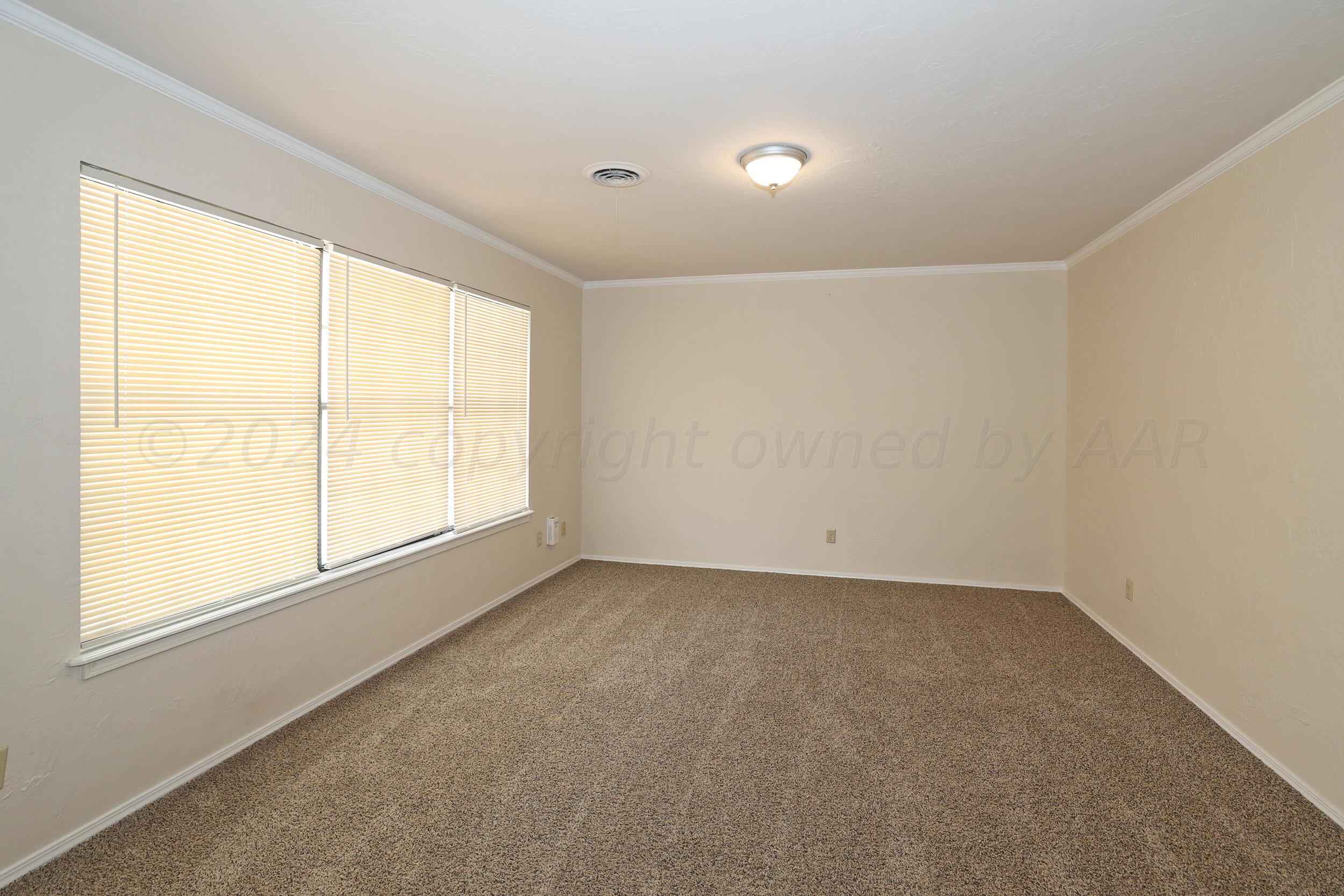 21 Edgewood Lane Canyon, TX 79015 - Photo 8 of 38 Formal Living Area