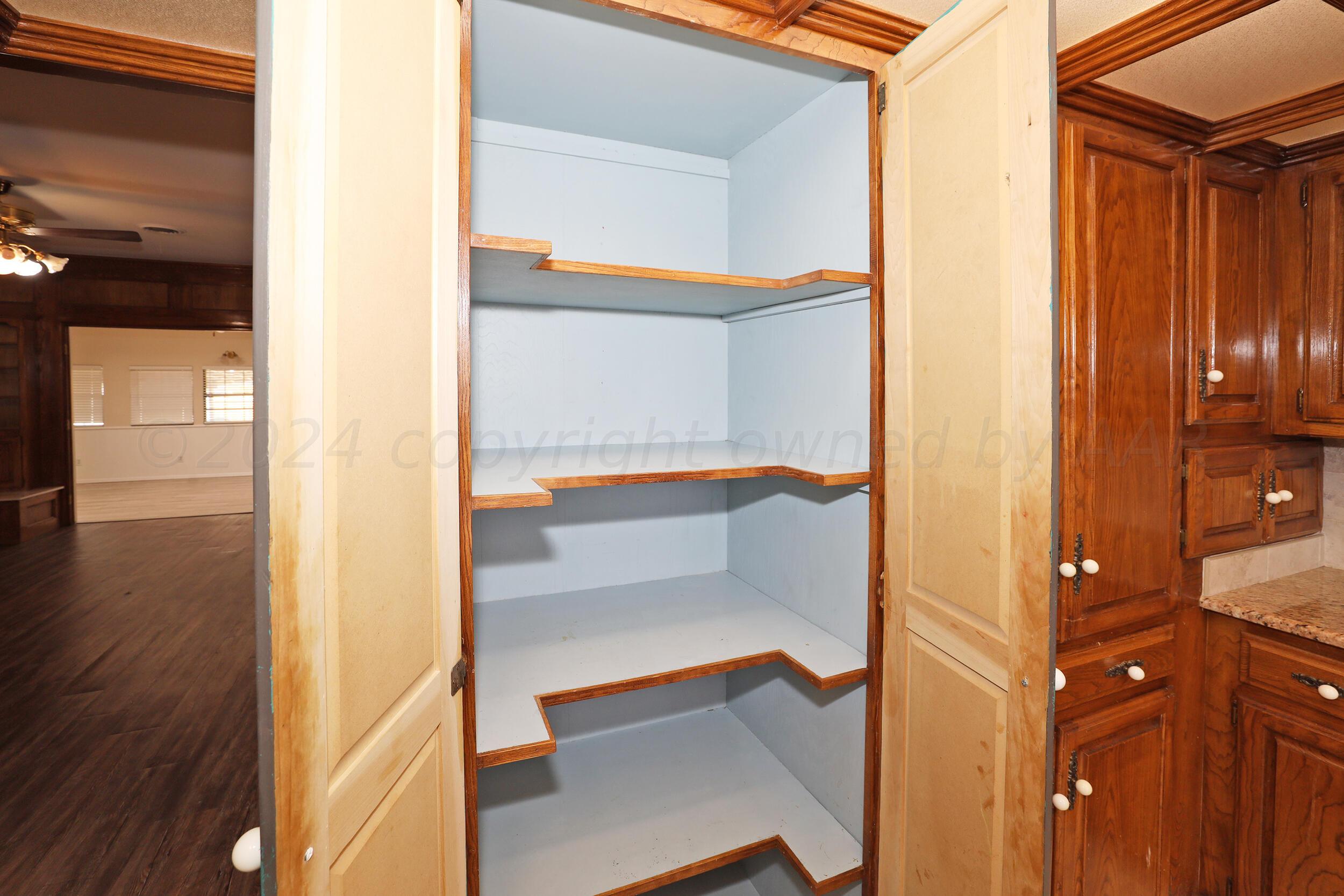21 Edgewood Lane Canyon, TX 79015 - Photo 10 of 38 Kitchen Pantry