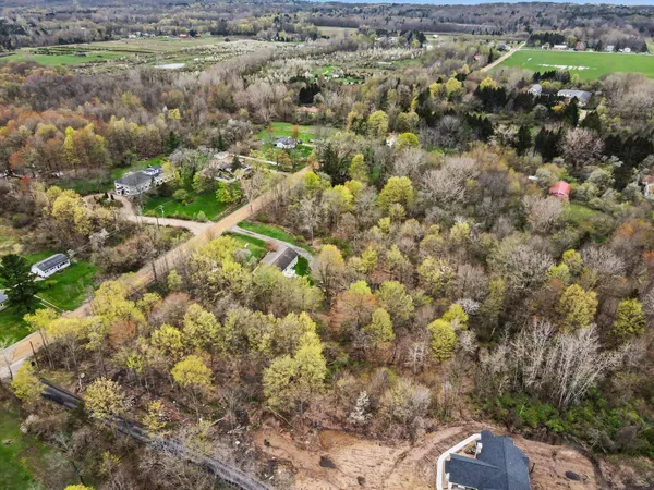 $600,000 | 6675-vl 6675-vl 122nd Avenue, Fennville, MI 49408