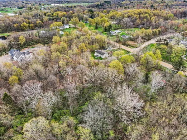 $600,000 | 6675-vl 6675-vl 122nd Avenue, Fennville, MI 49408