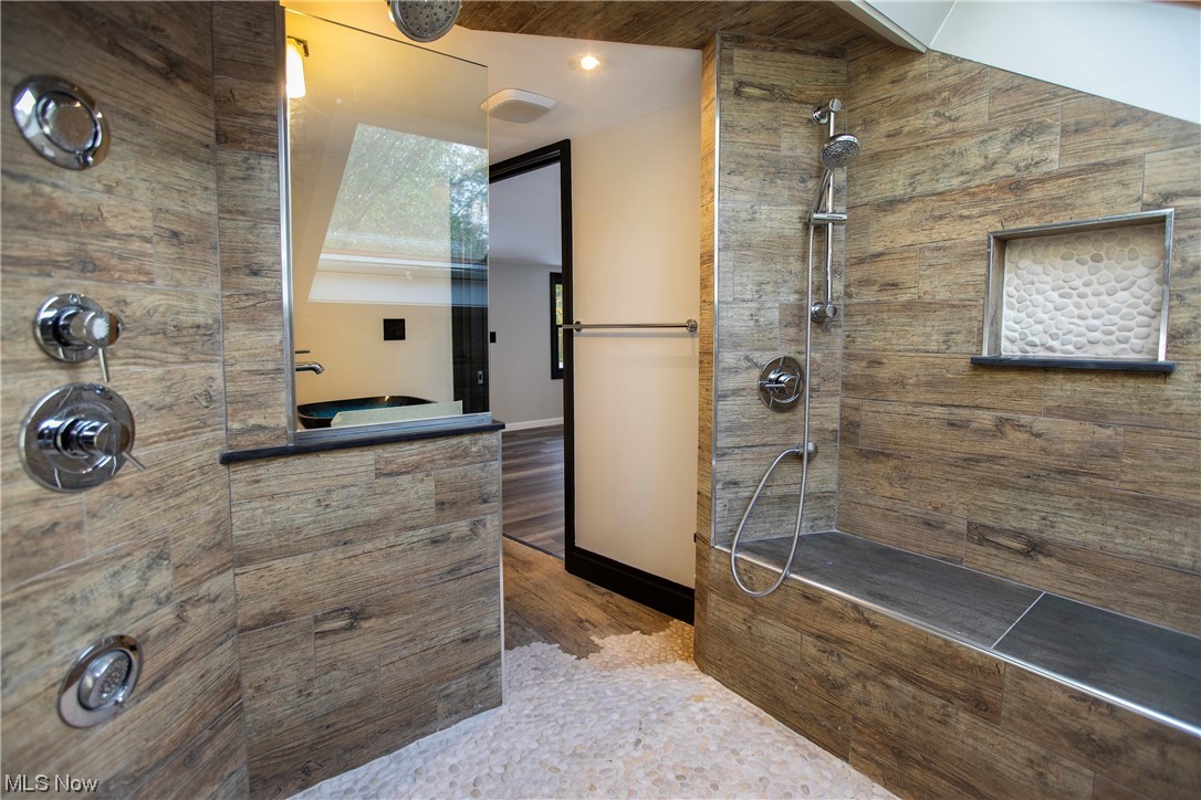 3851 Clague Road North Olmsted, OH 44070 - Photo 26 of 35 Owner's Suite Bathroom