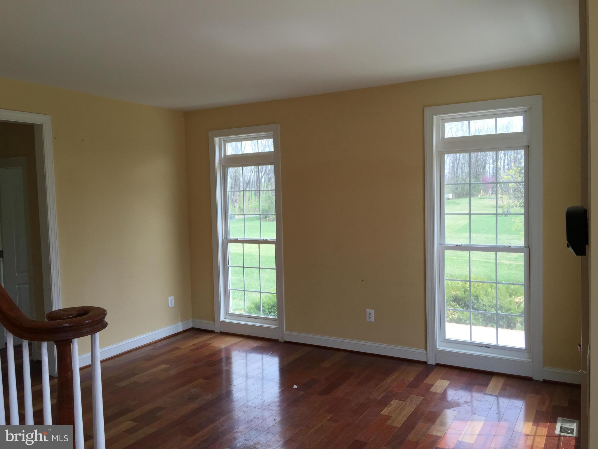 18212 Manor Church Road Boonsboro, MD 21713 - Photo 12 of 30 Living Room