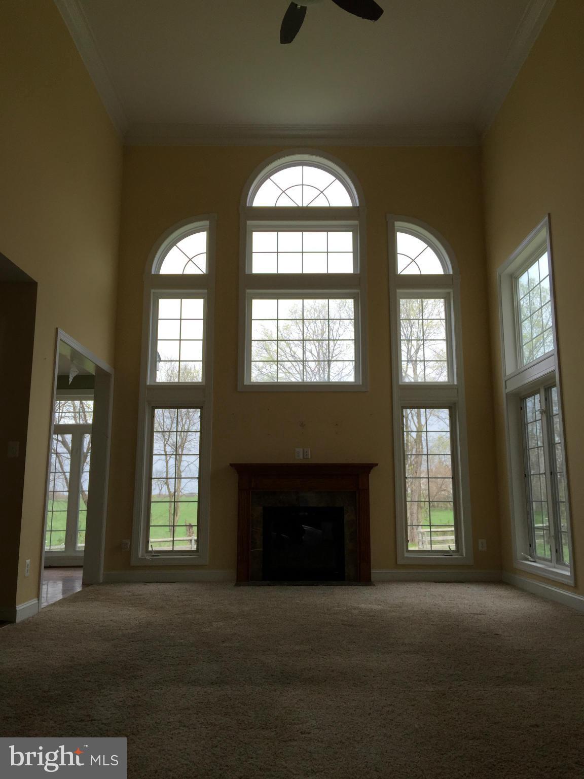 18212 Manor Church Road Boonsboro, MD 21713 - Photo 10 of 30 Family Room