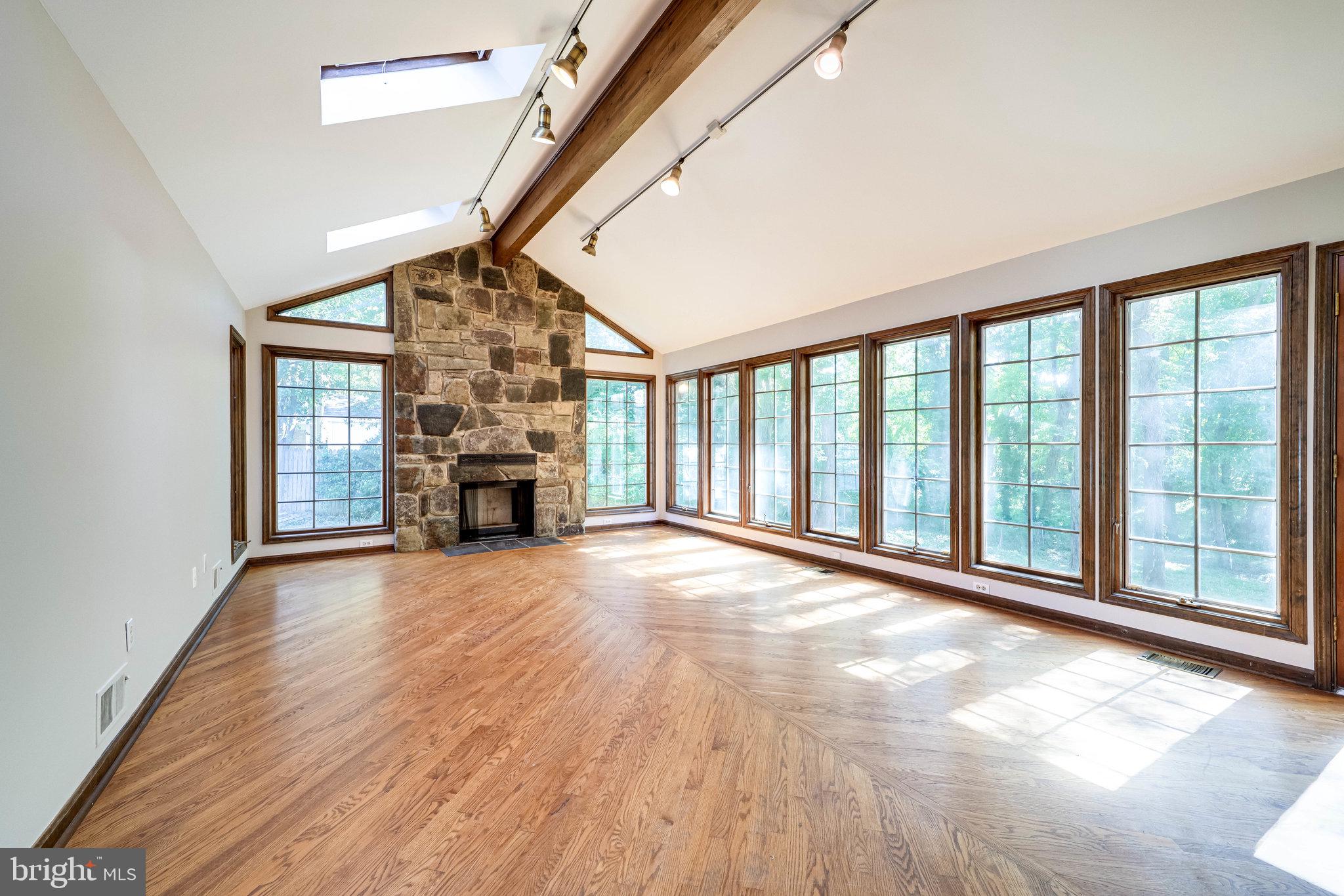 8313 Crown Court Road Alexandria, VA 22308 - Photo 22 of 80