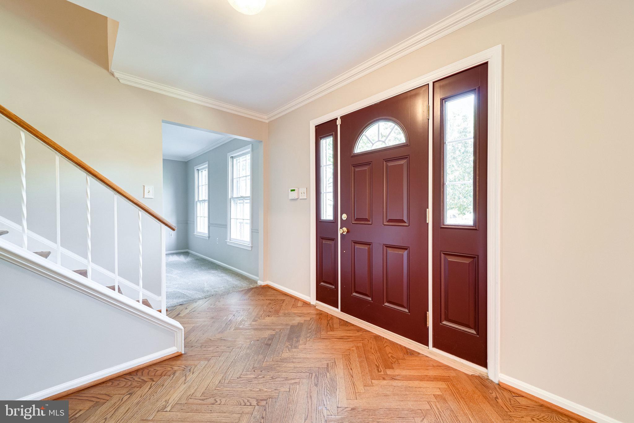 8313 Crown Court Road Alexandria, VA 22308 - Photo 5 of 80