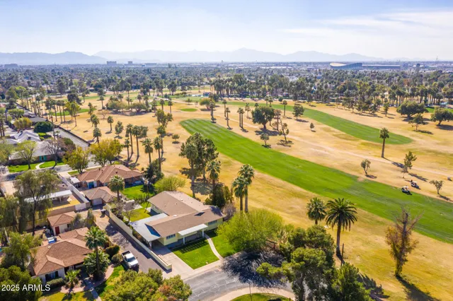 $234,900 | 2985 North 19th Avenue, Unit 11, Phoenix, AZ 85015