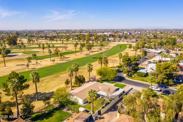 $234,900 | 2985 North 19th Avenue, Unit 11, Phoenix, AZ 85015