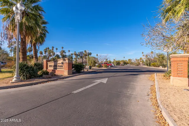 $234,900 | 2985 North 19th Avenue, Unit 11, Phoenix, AZ 85015