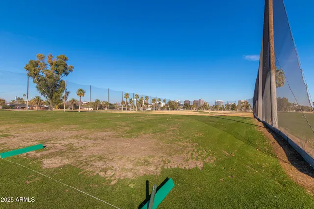 $234,900 | 2985 North 19th Avenue, Unit 11, Phoenix, AZ 85015